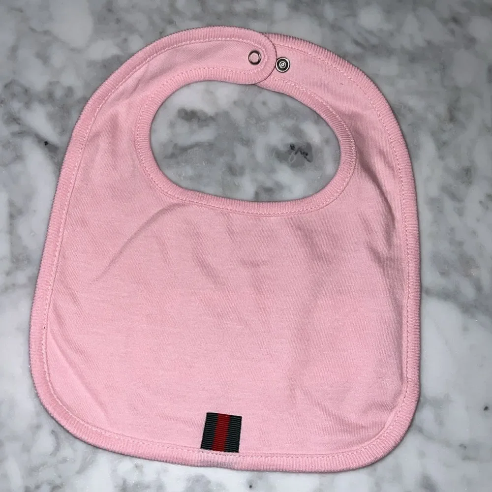 GUCCI PINK LOGO 3 PIECE BABYSUIT GIFT SET 3/6M